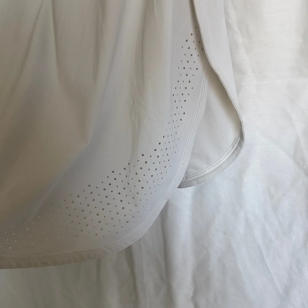 Lululemon Strong Rays Short Sleeve white size 4 - Picture 10 of 11